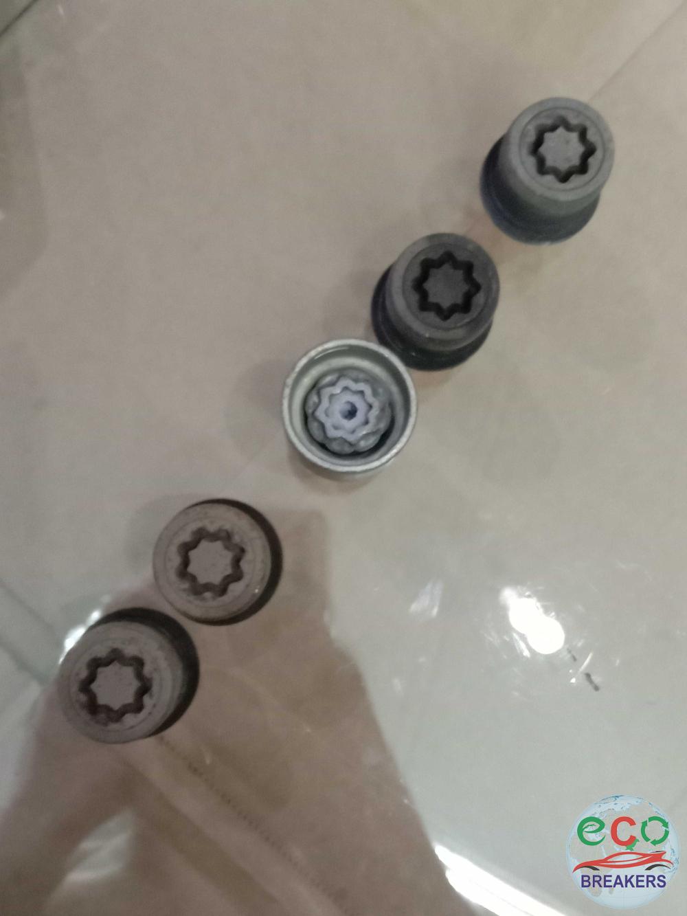thumbnail image 2 of Evo Mk5 Alloy Wheel Locking Nuts For Toyota Auris - M12x1.5 Security Lug Bolts, Silver, TÜV Certified (4 Pack) 2 of 2